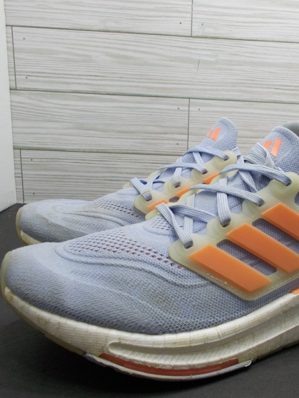 Adidas Women’s UltraBoost Running Shoes Size 9.5 Blue Dawn Coral HQ6347 - Picture 2 of 5
